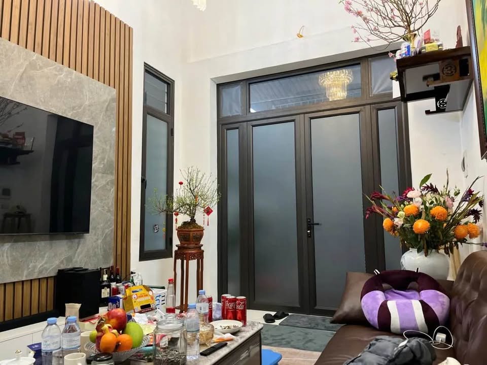 Bán nhà Tôn Đức Thắng, Đống Đa, lô góc 3 mặt thoáng, 30m2 x 5 tầng, mặt tiền 4m. Nhỉnh 7 tỷ