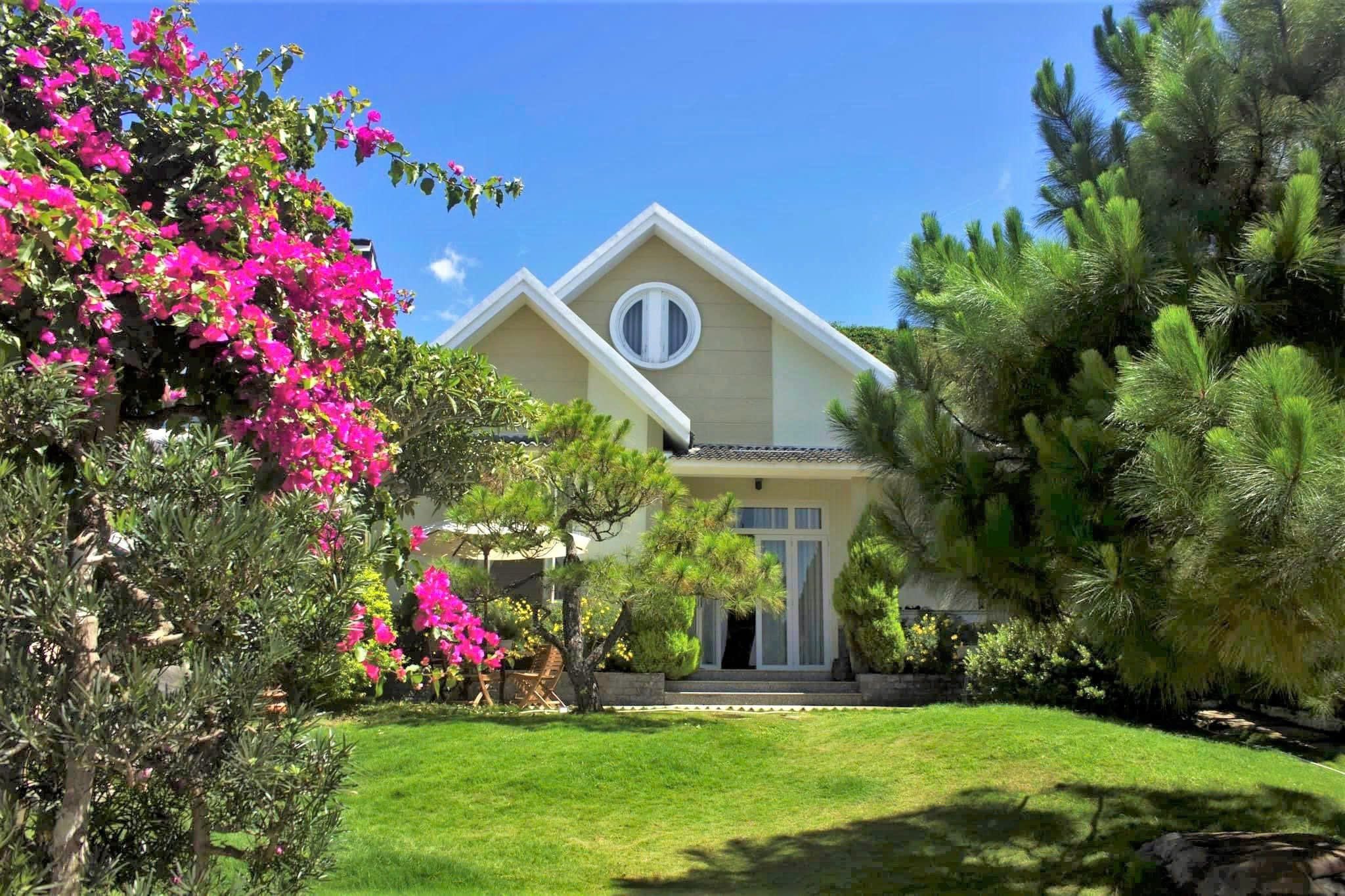 Cho thuê biệt thự sân vườn 580m2 tại phường 8, Đà Lạt, giá 30 triệu/tháng