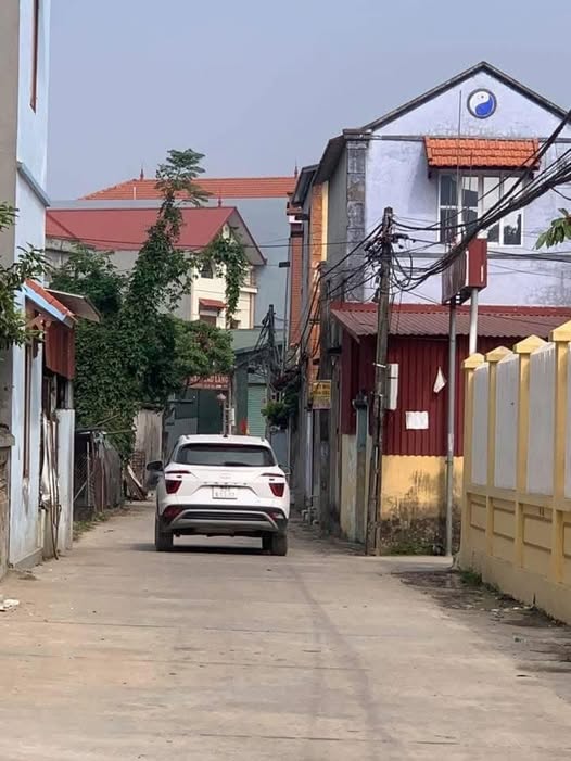 Chính chủ gửi bán lô đất tại Yên Viên, Gia Lâm, đường ô tô, 38m2