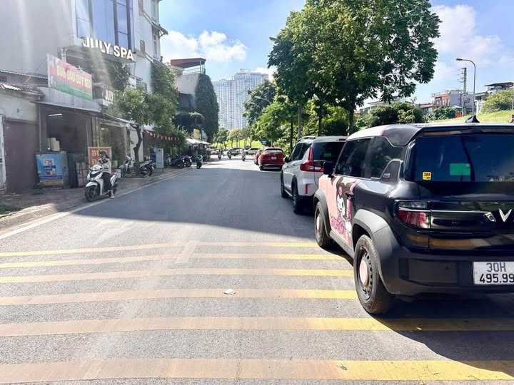 Bán đất trung tâm Đức Giang, Việt Hưng tặng cửa hàng kinh doanh buôn bán ngày đêm