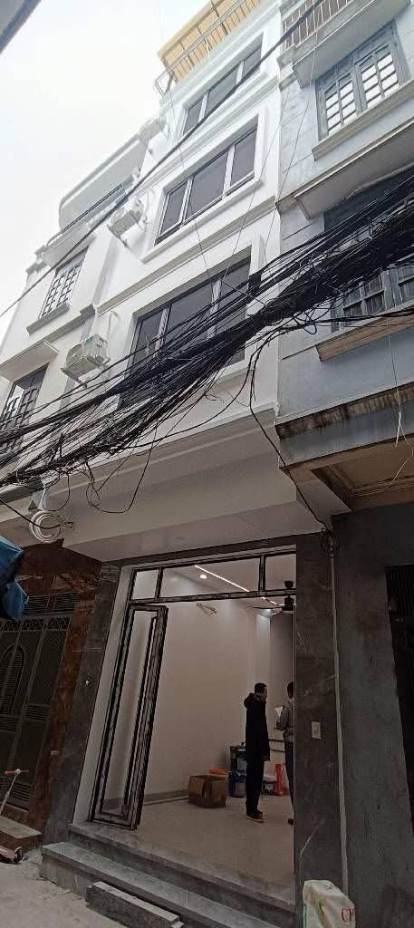 Bán nhà Kim Ngưu, ngõ rộng thoáng, full nội thất, khách về ở ngay, 38m2, 4 tầng, mặt tiền 4,5m, nhỉnh 8 tỷ