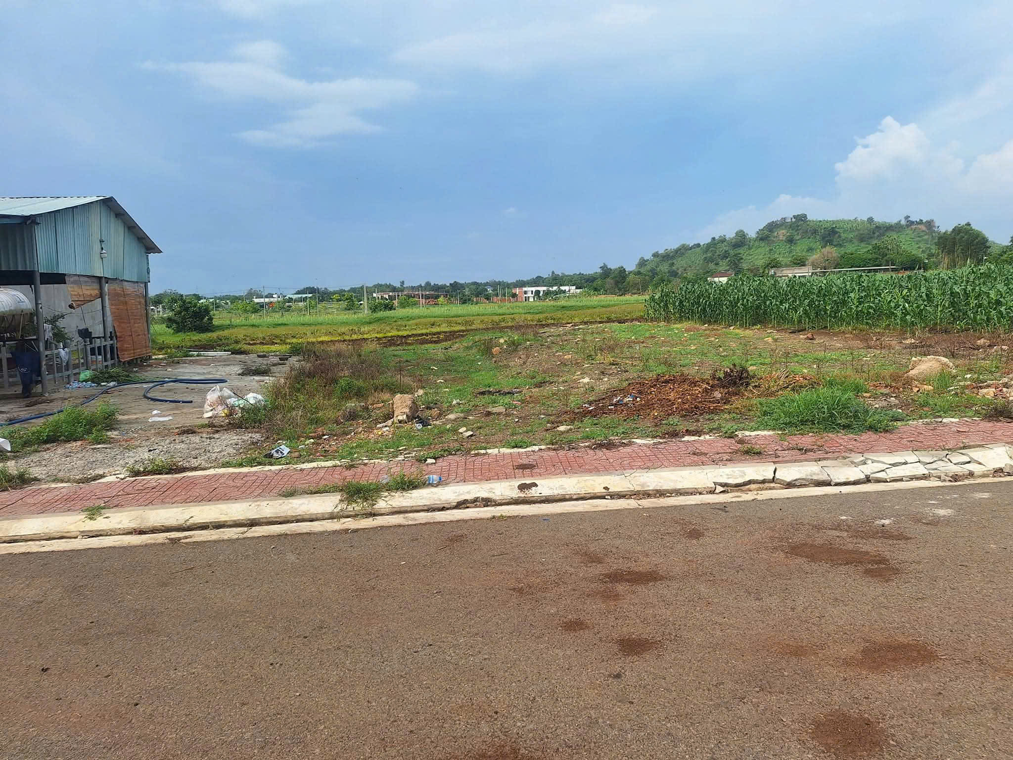 Bán đất lô đất đường 28, Hoà Long, 265m2, giá 2.5 tỷ