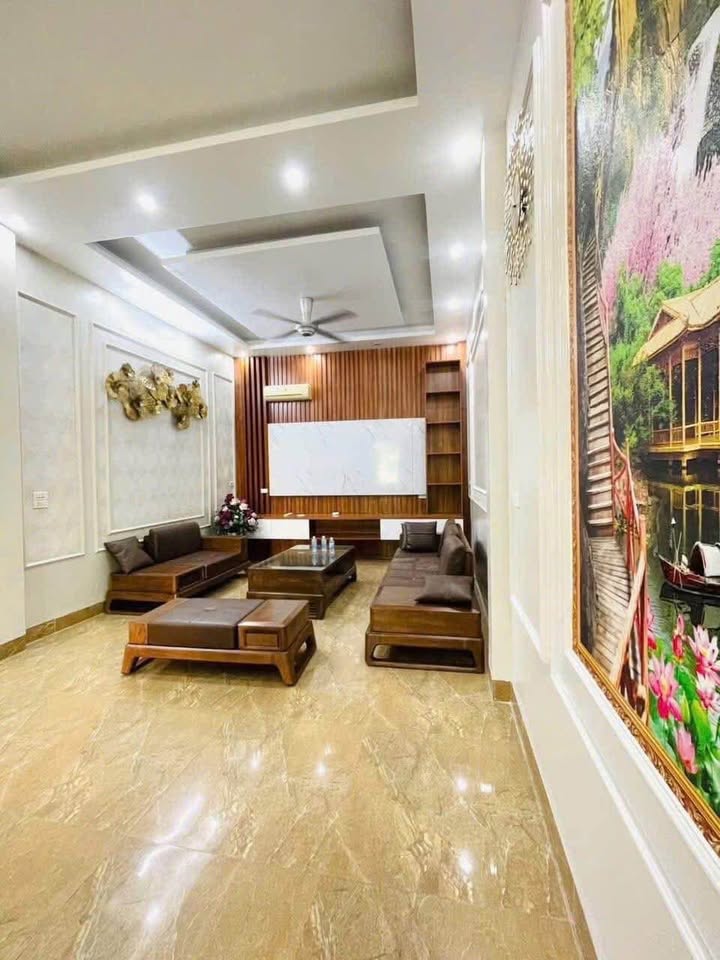 Bán nhà Trần Hưng Đạo, thành phố Thái Bình, gần 60m², 3 tầng, giá hơn 4 tỷ