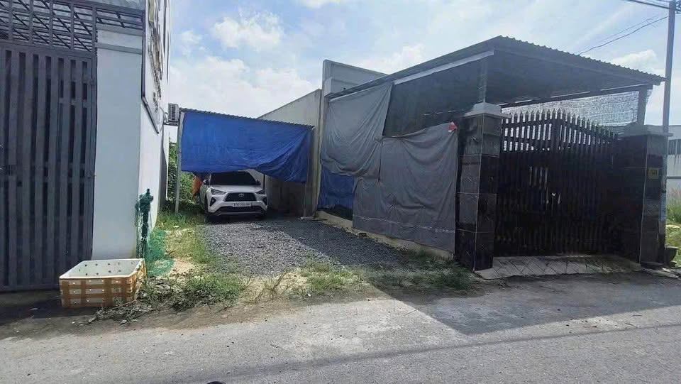 Bán đất Hiệp An, Thủ Dầu Một, cách Nguyễn Đức Cảnh vài bước chân, giá 2.35 tỷ