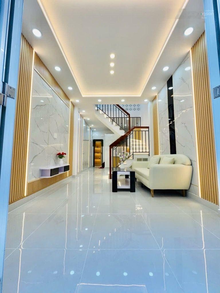 Cực phẩm chốt nhanh tay còn đón tết thôi, 4ty5 , 2 tầng 35m2 vị trí, phạm văn bạch p15 tb