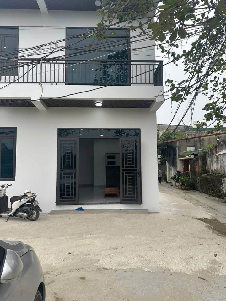 Chính chủ bán nhà 2 tầng đầu ve ngõ Lý Nhân Tông, phường Đông Thọ, 60m2, ngõ ô tô