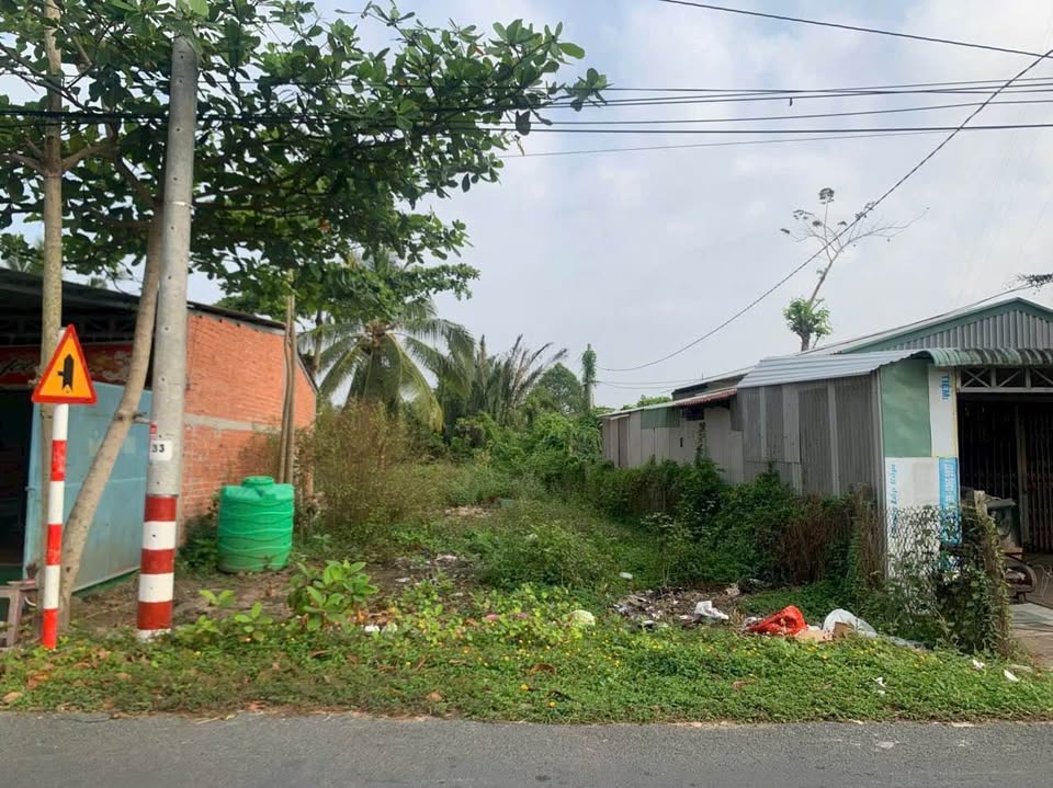 Bán đất mặt tiền đường Hương lộ 14, Phú An Hoà, Châu Thành, Bến Tre, giá 2 tỷ