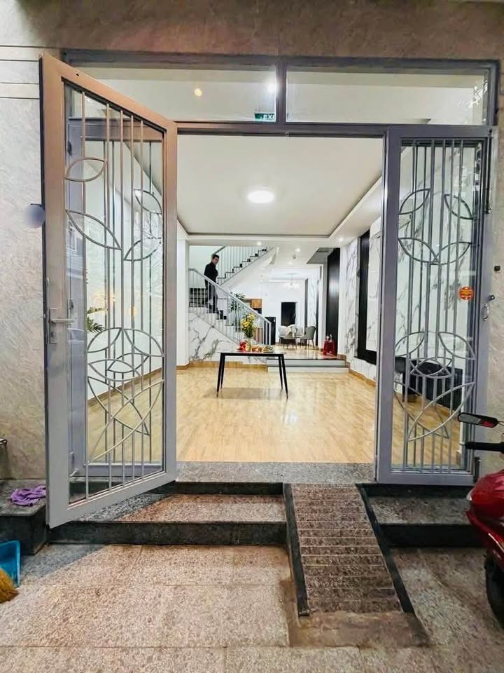 Cho thuê nhà 3,5 tầng mặt tiền đường An Thượng, Ngũ Hành Sơn, giá 40 triệu/tháng