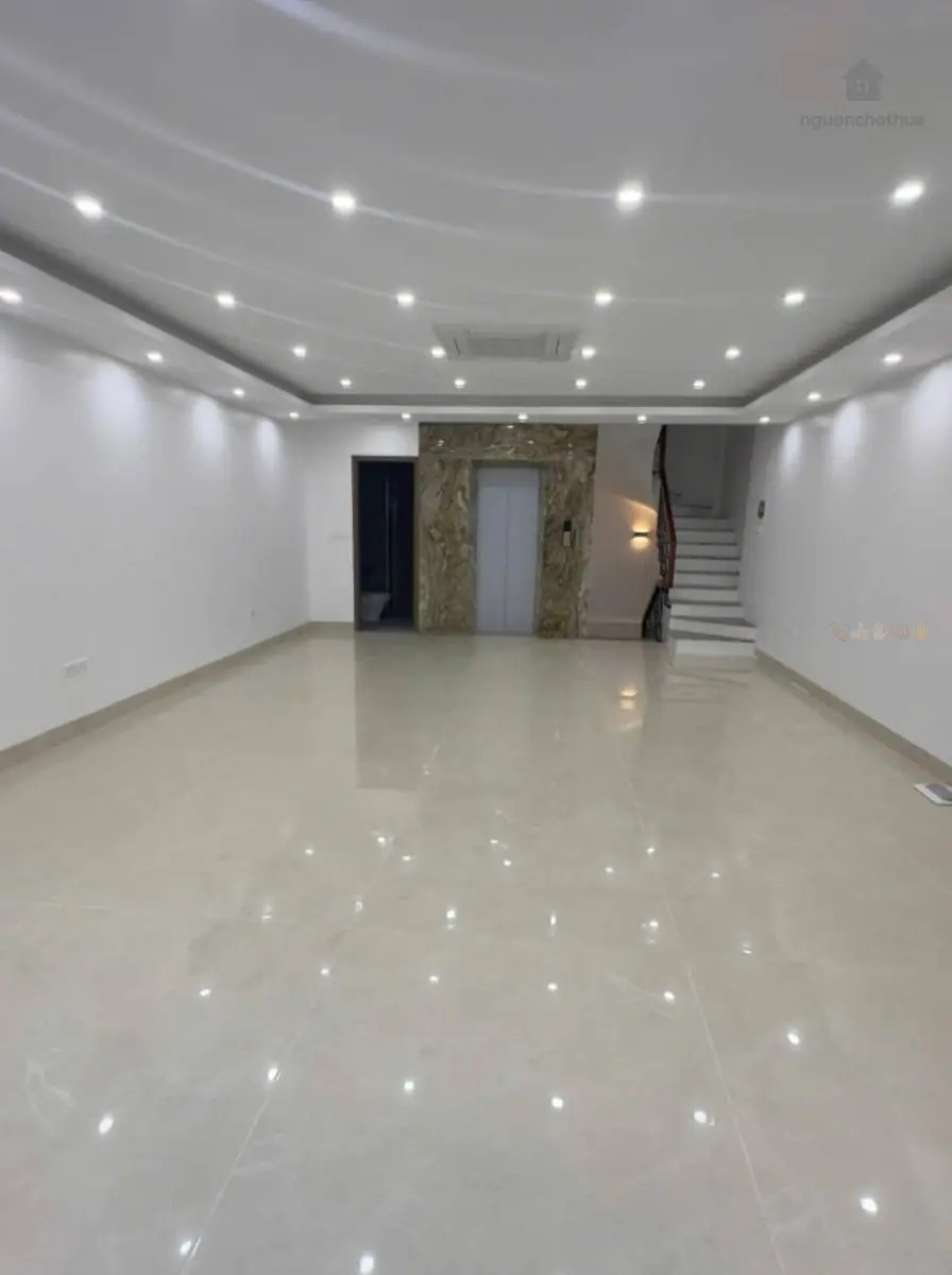 Cho thuê nhà khu đô thị Nam Trung Yên, Cầu Giấy, 75m2, 5 tầng, giá 70 triệu/tháng