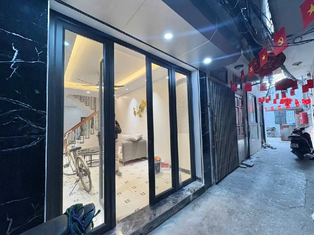 Bán nhà Trương Định, Tương Mai, full nội thất cao cấp, 30m2, 5 tầng, giá 7.3 tỷ