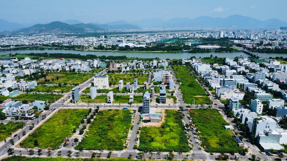 Bán lô đất Cồn Dầu 18, view công viên, sát trục đường Nguyễn Phước Lan