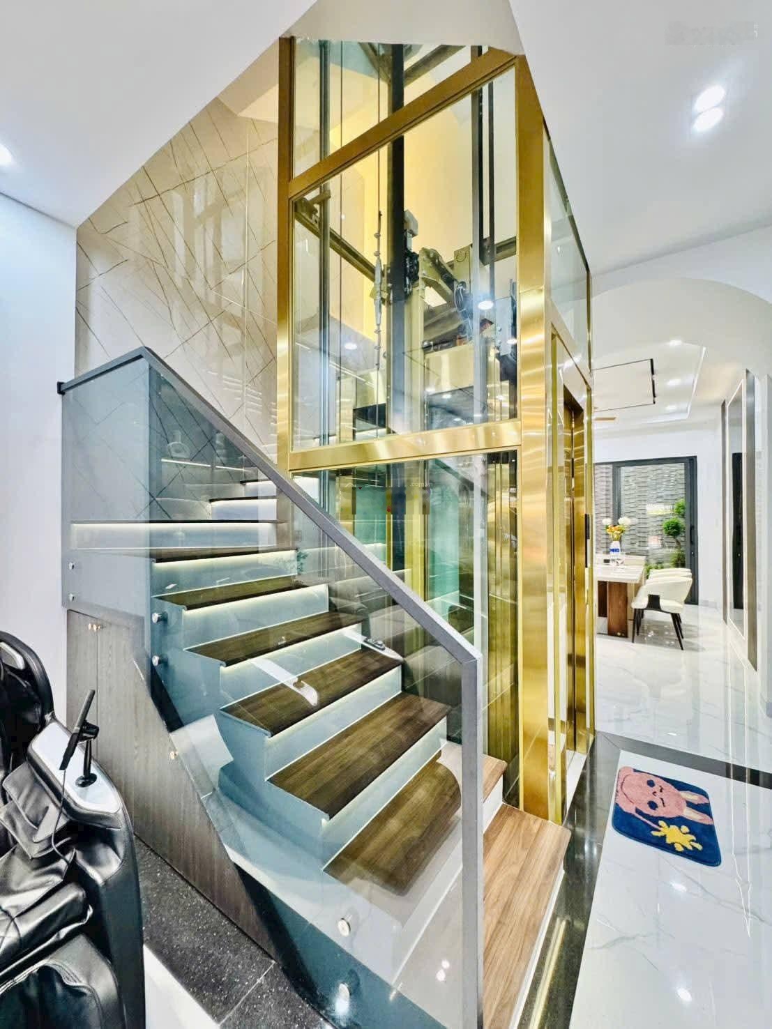 Chị Dung bán nhà Nguyễn Trọng Tuyển, P1, Tân Bình giá 3tỷ9 gần công viên Hoàng Văn Thụ DT 80m2