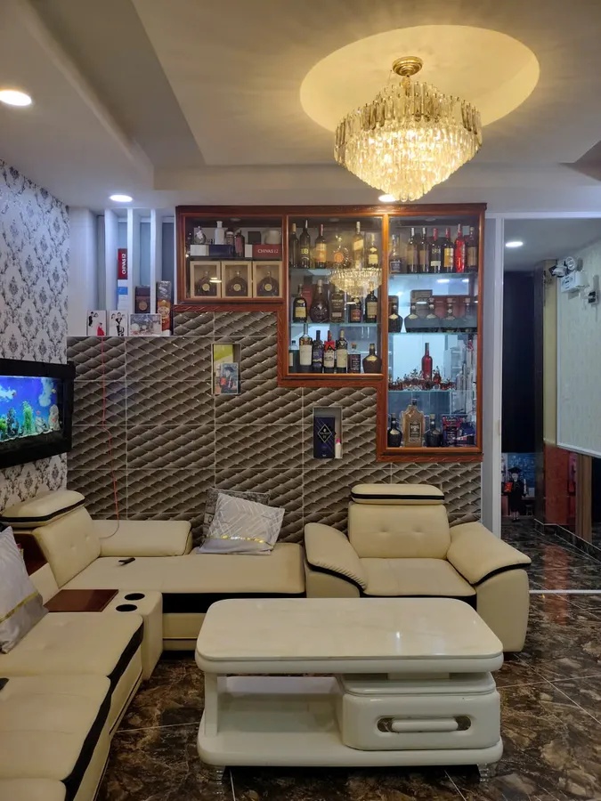 Bán nhà đẹp tặng nội thất đường Ni Sư Huỳnh Liên,P.10,Tân Bình,46m2, 3 tấm giá chào 5.5 tỷ