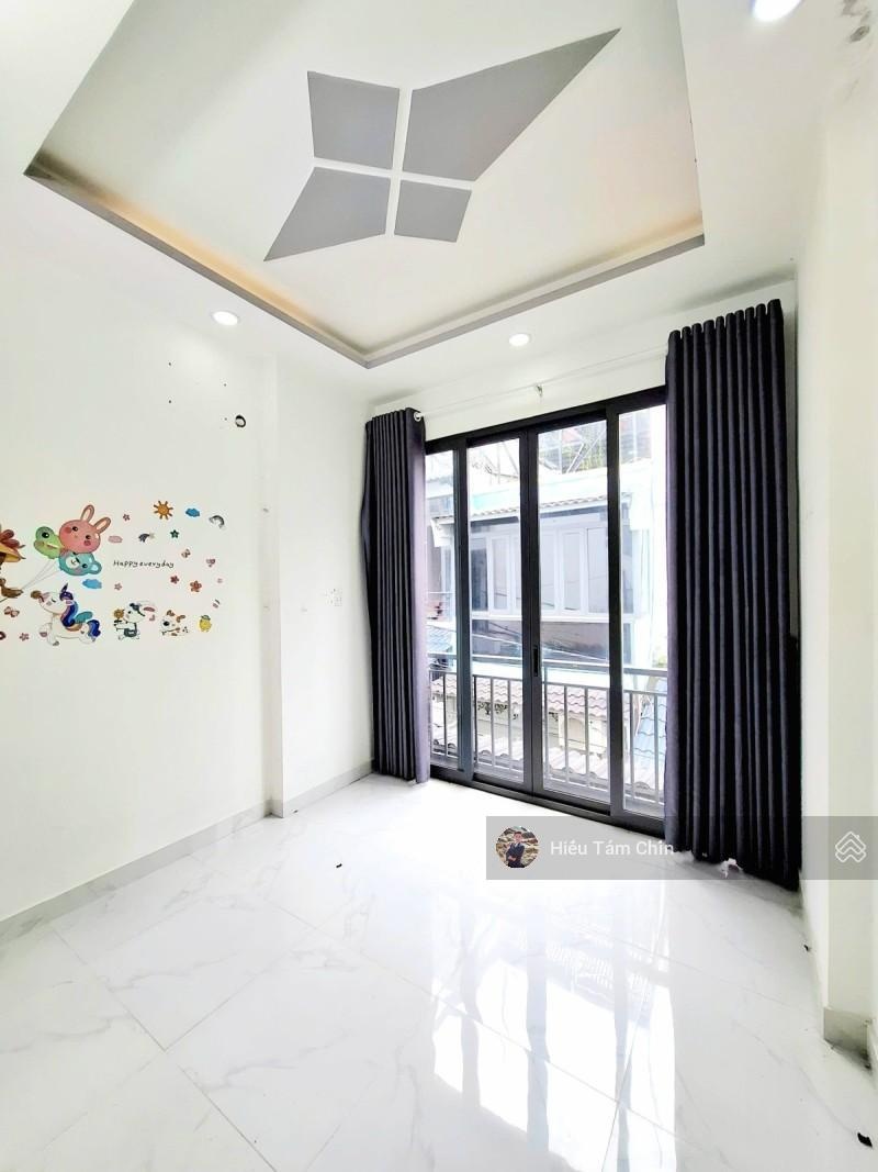 Giảm 150tr, 3.1m x 8.6m x 2 Tầng + Mái đúc, 2PN 2WC, Nhà mới đẹp