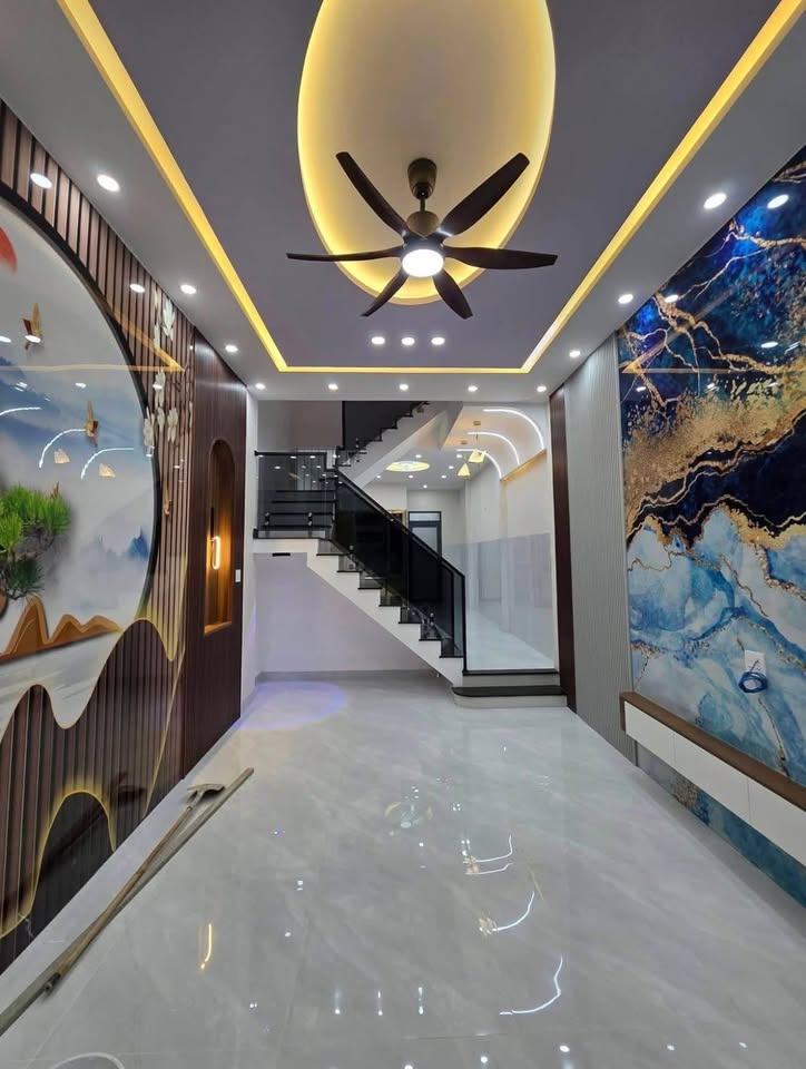 Bán nhà 3 tầng khu chợ Đầm, gần bờ hồ sinh thái trung tâm Quy Nhơn