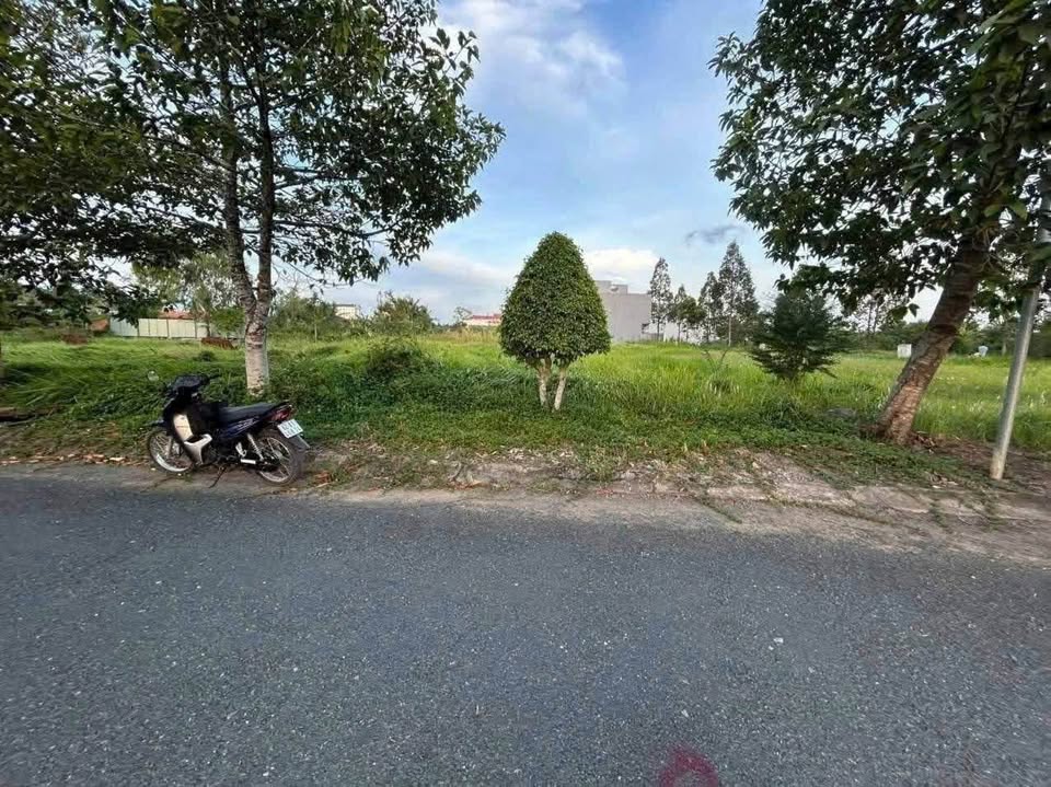 Bán đất thổ đường số 7, khu dân cư Việt Hoá thuộc Phường 6, Tân An, Long An, giá 1.1 tỷ