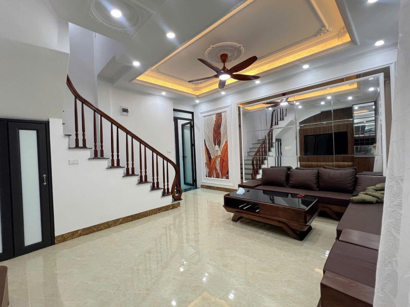 Bán nhà riêng quận Cầu Giấy, thành phố Hà Nội giá 8,7 tỷ