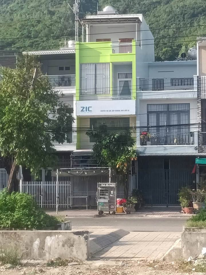 Bán nhà Phước Đồng, Nha Trang, view biển Hòn Rớ, giá 6.8 tỷ