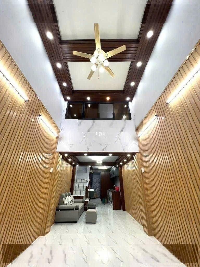 Nhà ngay Ba Tháng Hai Q11 sát Hàn Hải Nguyên , hẻm xe hơi thông khắp nơi , khu dân trí .