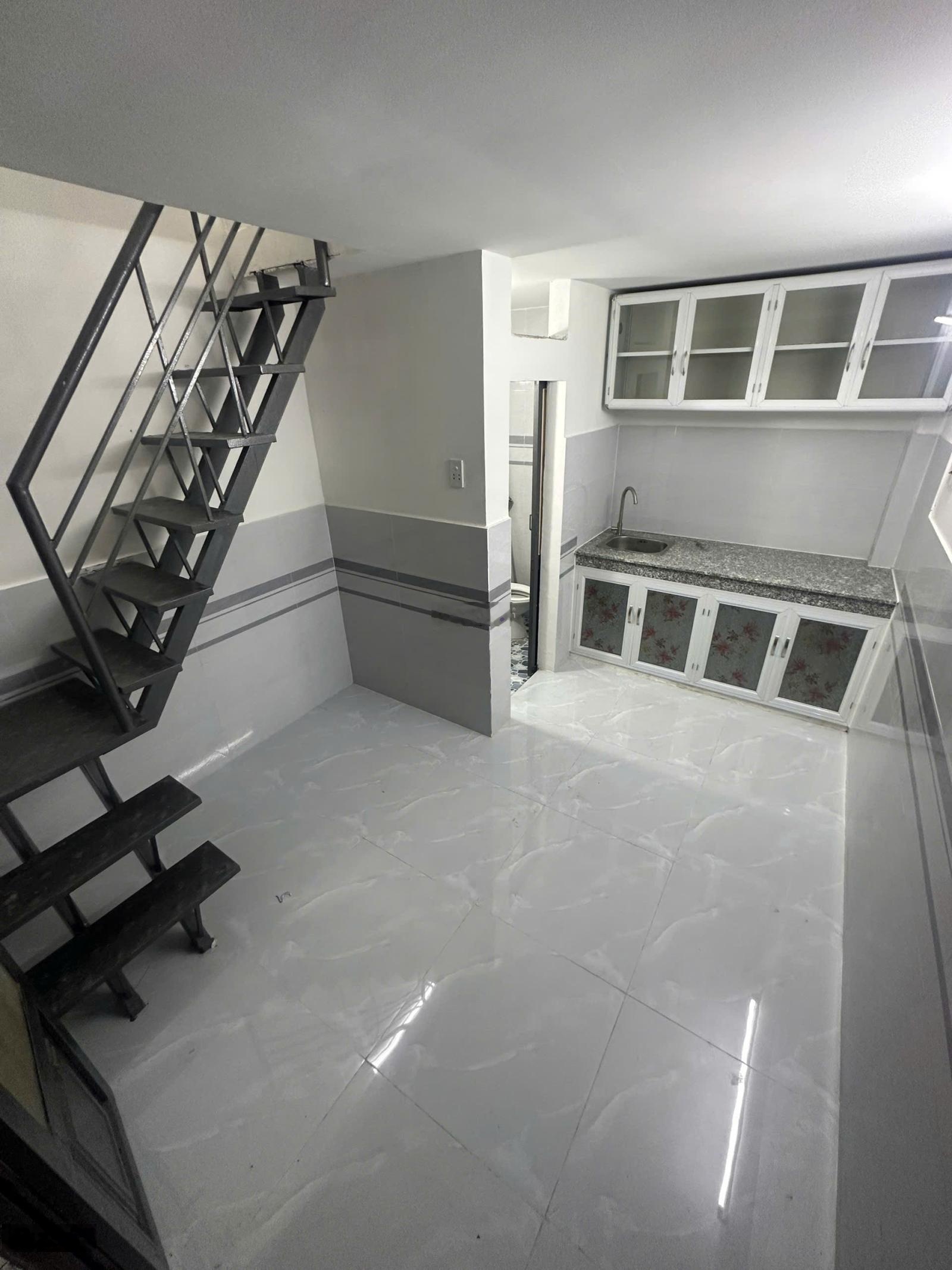 Bán nhà Q12 ngay chợ Hiệp Thành thổ cư đã hoàn công số nhà Quận Cấp