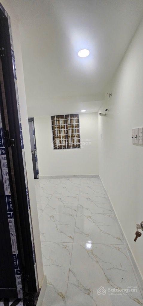 Nhà mới Hồng Bàng, Quận 6, 3 tầng, 3PN 4WC, ở ngay, 3.99 tỷ