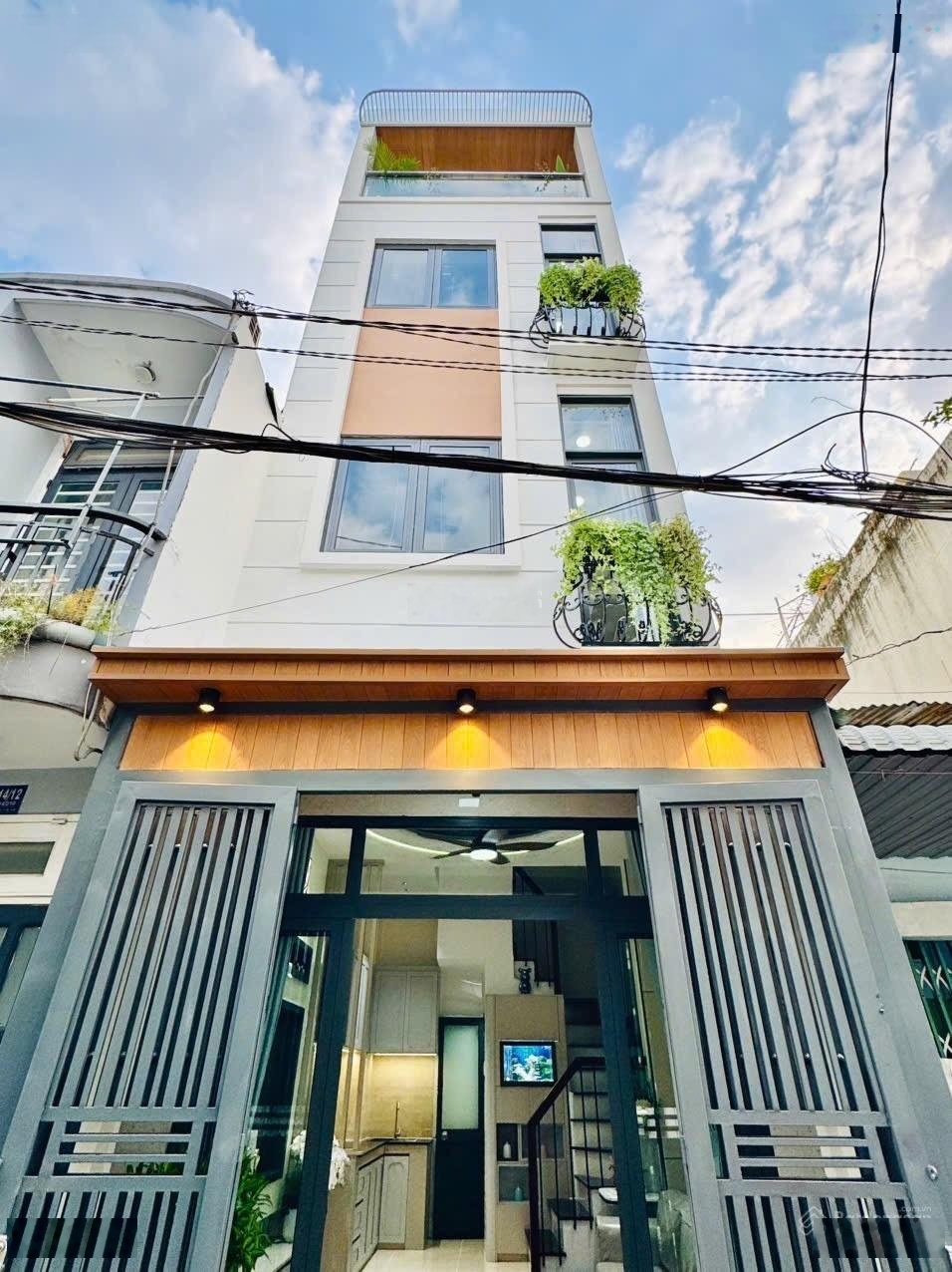 4,46 tỷ nhà mới 4 tầng, 3 phòng ngủ full nội thất, gần ô tô dọn vào ở ngay Lê Đức Thọ Gò Vấp