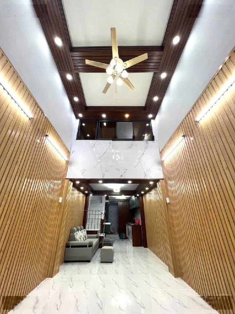 Khu hiêm nhà bán- xóm đất - quận 11 - hẻm 4m thông - 31m2 - 4 tầng - giá 5.98 tỷ tl