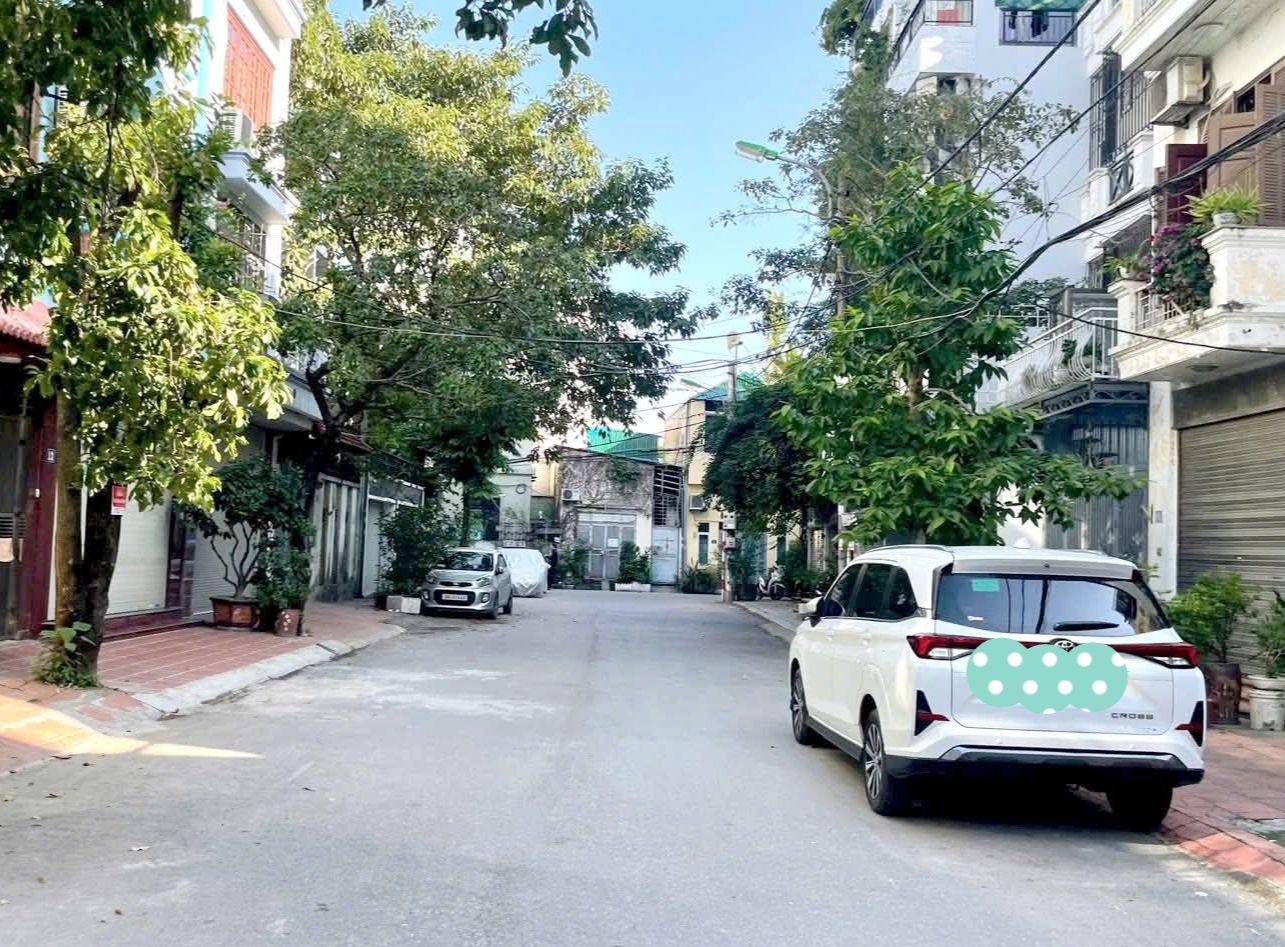 Bán nhà riêng huyện Hoài Đức, thành phố Hà Nội giá 11 tỷ