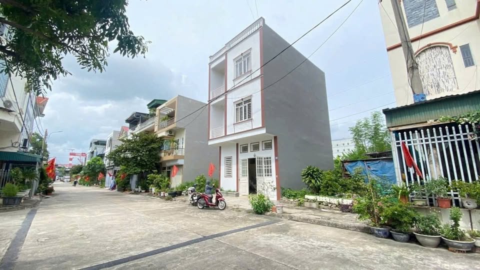 Bán nhà riêng thành phố Hạ Long, tỉnh Quảng Ninh giá 3,95 tỷ