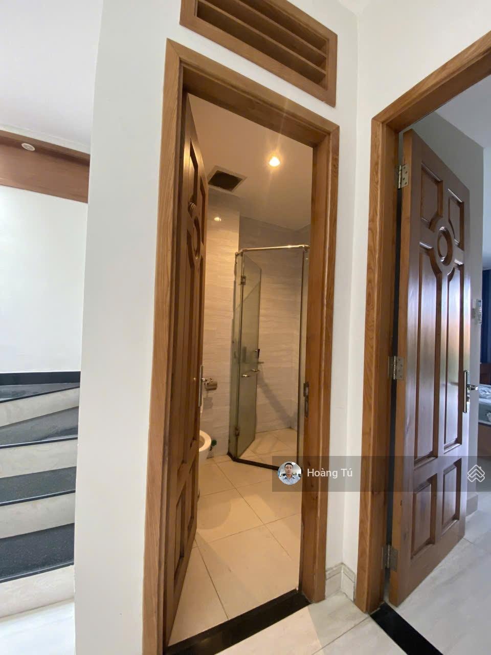 Chính chủ cần bán nhà HXT 5m Hoàng Bật Đạt, P. 15 (4.5x12m) 1 trệt 1 lầu, giá chỉ: 5.9 tỷ còn TL