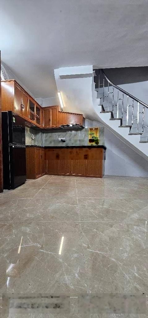 Nhà đẹp - chợ khâm thiên - đống đa - 22m - 5 tầng - mặt tiền 5.6m- 5.4 tỷ