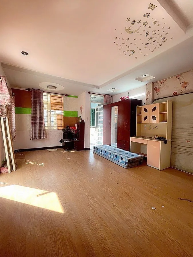 Bán nhà vị trí tiện kinh doanh đường trần văn quang,p10,TB,38m2,3 tấm giá 4.8 tỷ