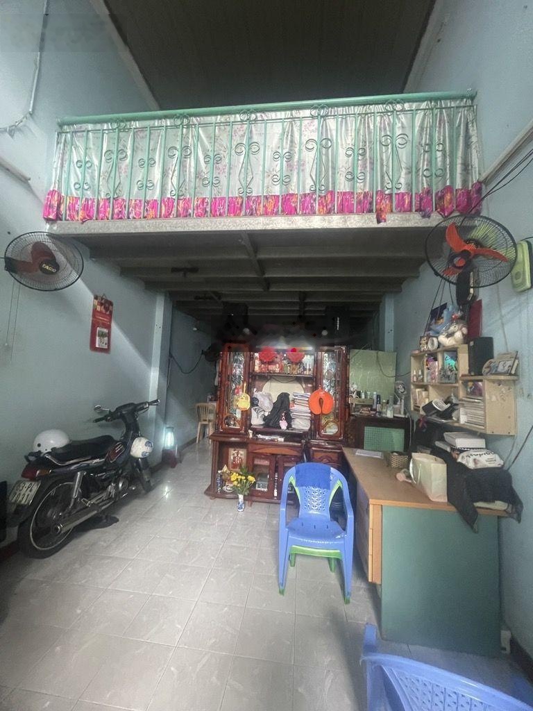 Bán nhà 57m, hẻm thắng 5m thông, Bùi thế Mỹ, tân bình, chỉ 5 tỷ 5 còn TL