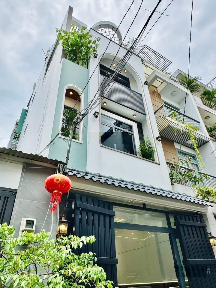 Chú Bằng về quê bán gấp nhà Đ.An Bình,P5, Q5 giá 3Tỷ3/75,9m2 thuê 24 triệu gần chợ Hoà Bình