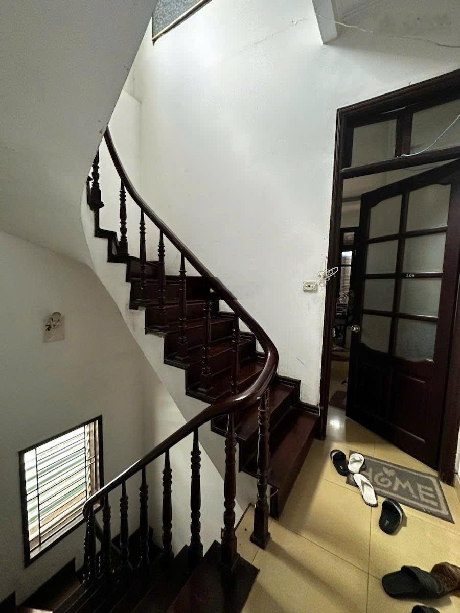 Siêu phẩm Kim Mã 62m2 2 mặt ngõ trước sau 50m ra phố có GPXD 6 tầng thang máy 13 tỷ