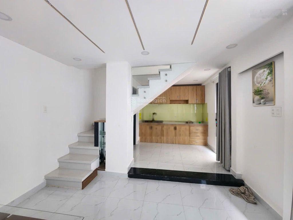 Gò Vấp Bán nhà 1 trệt 1 lầu, diện tích sàn: 48m2, 6 phòng, hẻm rộng, gần chợ Hạnh Thông Tây