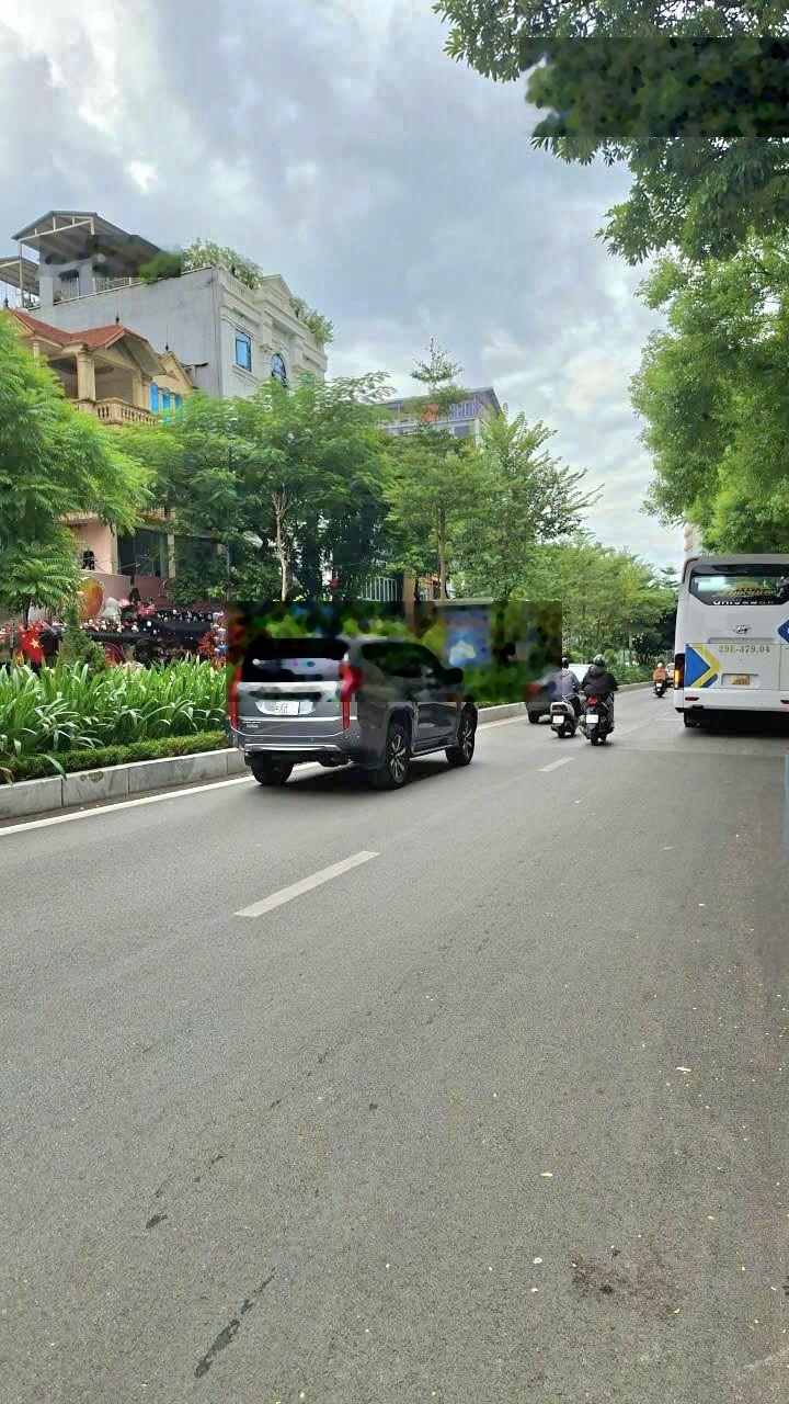 Bán nhà mặt phố Láng Hạ 145m2, 7 tầng giá: 62 tỷ. Ba Đình