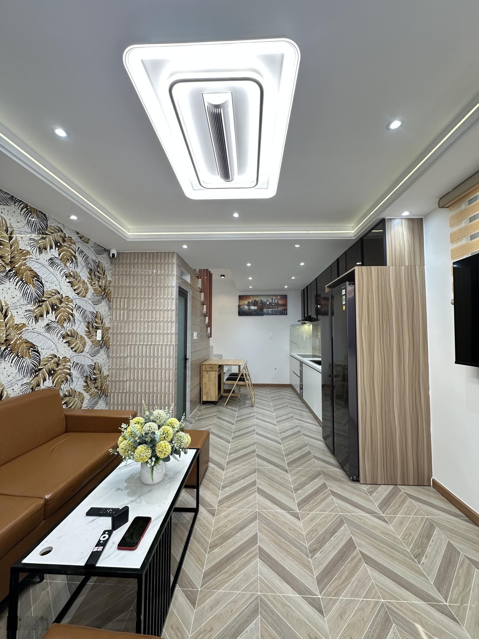 Siêu Phẩm 3 Tầng đón tết - Full nội thất - 30m2 - Hẻm đẹp sát oto - Khu dân trí - Sổ riêng - 3.98T