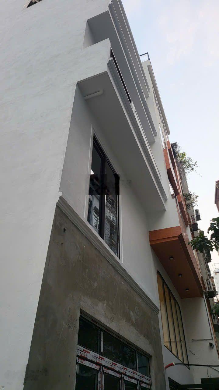 Siêu phẩm lõi Ba Đình, ô tô vào nhà, 8 tầng thang máy, vừa ở vừa kinh doanh