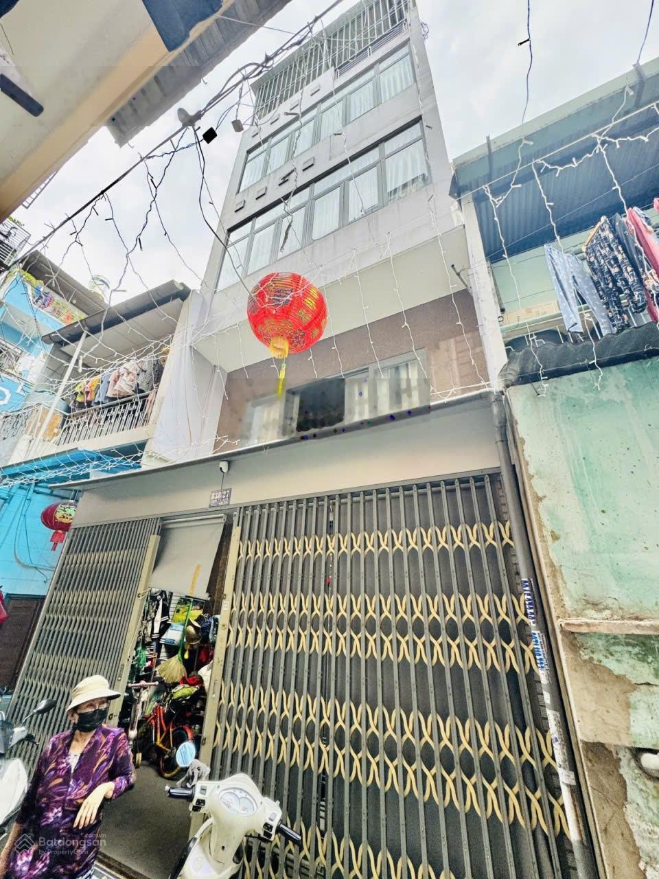 CẦn bán gấp nhà riêng giá rẻ 5tầng 3PN,4WC, tiện nghi-35m2 Tân Bình HCM 6 tỷ