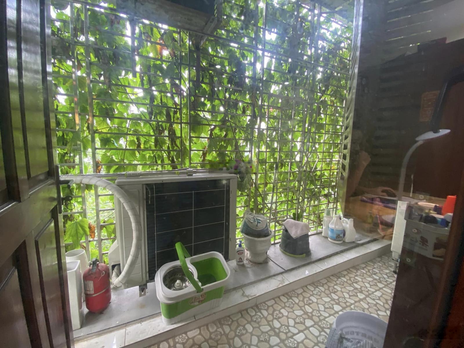 CHỈ HƠN 7 TỶ! - Ô tô đỗ cửa phố ĐỘI CẤN, vài bước ra ô tô tránh, dân xây sổ đẹp