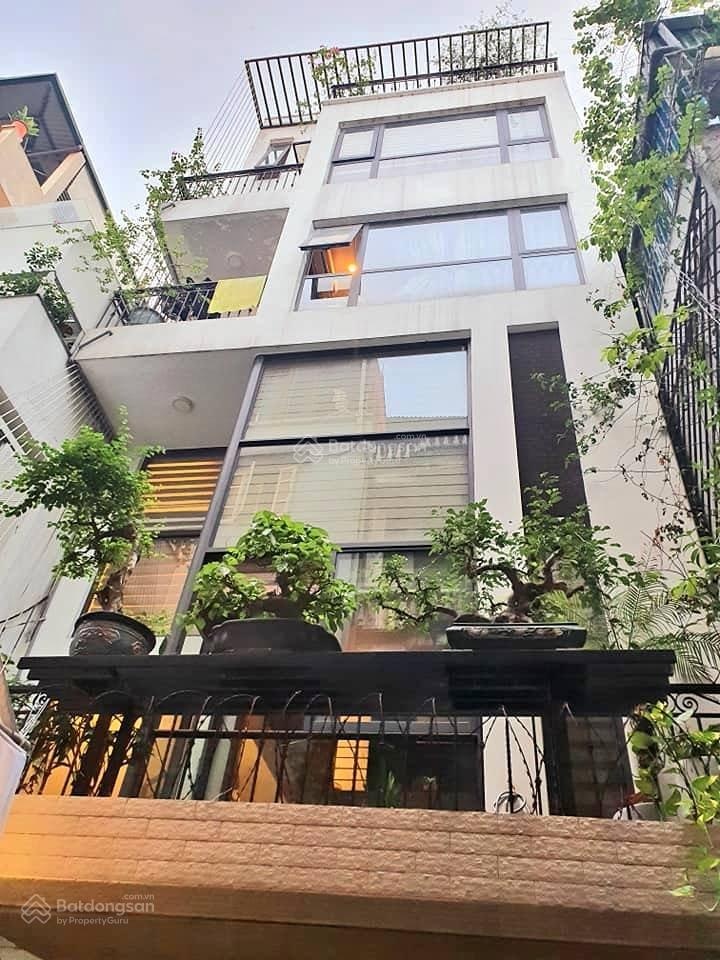 Bán nhà 6 tầng thang máy Phan Kế Bính trung tâm Ba Đình, dân xây đẹp ngay mặt phố, cách phố 15m