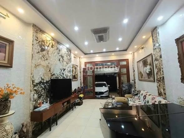 Chính chủ gửi bán nhà Liễu Giai Văn Cao, ô tô vào nhà, ở ngay