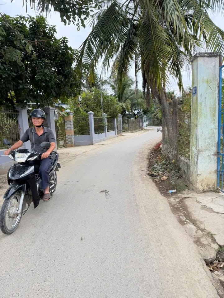 Bán đất mặt tiền đường Lỗ Sâu, Diên Sơn, Khánh Hòa, buôn bán kinh doanh được, giá 1.4 tỷ