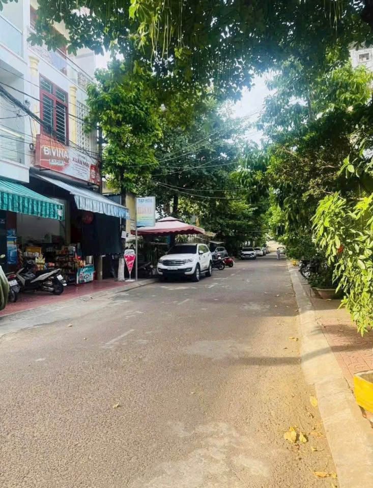 Bán lô mặt tiền Thi Sách, gần ngã tư Tô Hiến Thành, 64m2, giá 5.4 tỷ