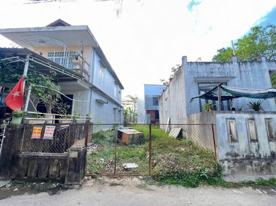 Bán đất ngay sát Hồ Trái Tim, phường An Cựu, thành phố Huế, giá 3.6 tỷ