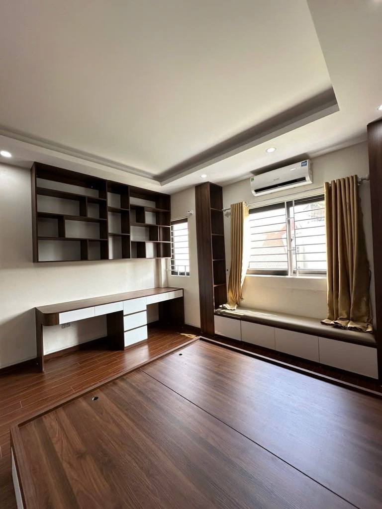 Bán nhà Quang Trung, Hà Đông, 5 tầng, 32m2, ngõ thông, giá nhỉnh 6 tỷ