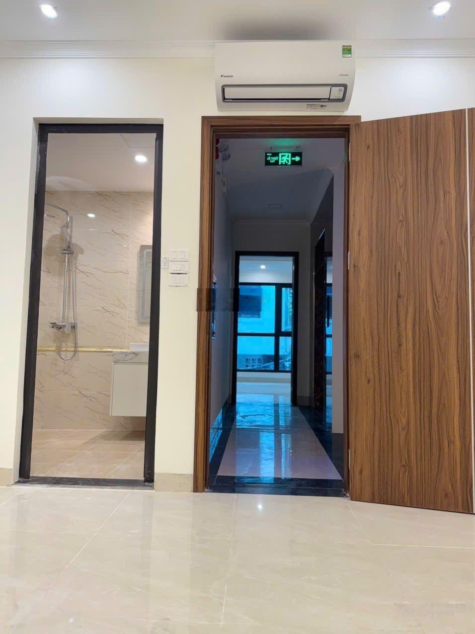 Bán nhà lô góc ngõ nông thang máy kinh doanh đỉnh ở sướng cạnh phố