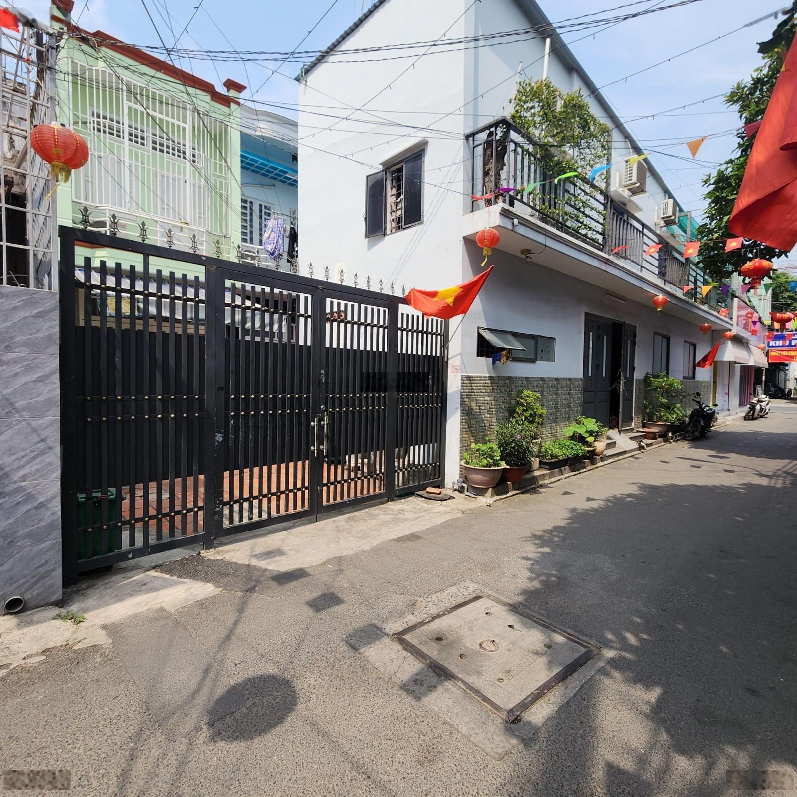 Tôi cần bán nhà 2 tầng khu phân lô hẻm 439 Nguyễn Văn Khối Phường 8 Gò Vấp