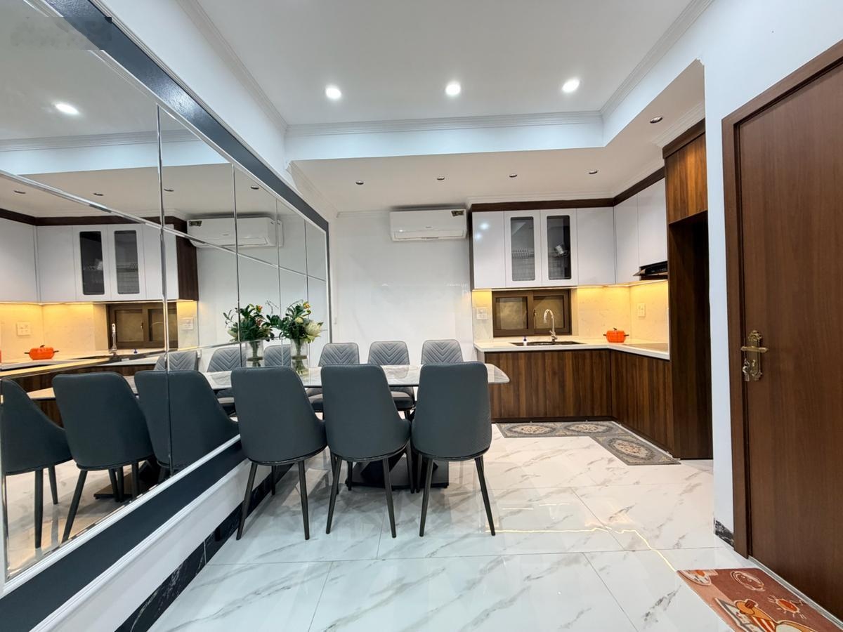 Bán nhà Ngọc Hà, Ba Đình 35m2, 4 tầng, mặt tiền 3.8m - 10m ra ô tô - Chỉ 10.5 tỷ